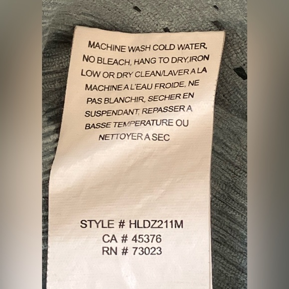 Suzy Shier blue blouse - small - Picture 3 of 4